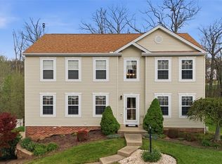 529 Grandshire Dr, Cranberry Township, PA 16066
