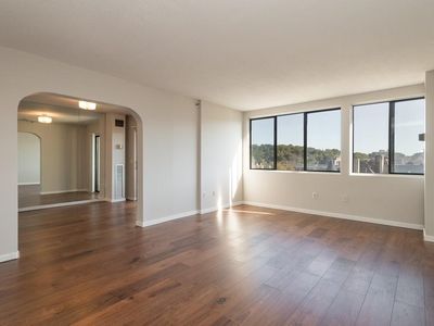 1731 Beacon St APT 807, Brookline, MA, 02445