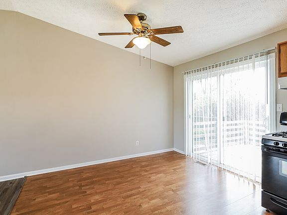 5th image of 3720 Rock Maple Dr