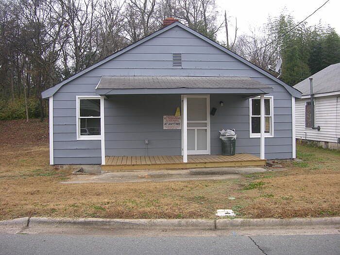 1st image of 348 Broad Dr SW