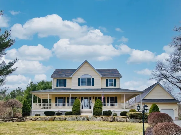 3 Eliza Ln, Dartmouth, MA 02747