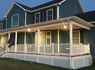 215 Fox Hill Run, Rock Tavern, NY 12575