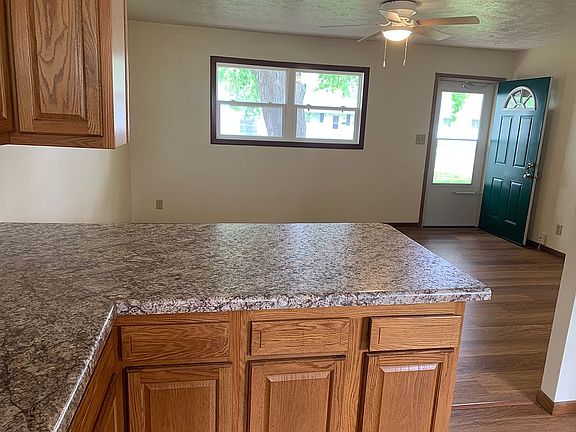 breakfast bar