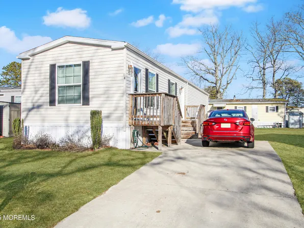 14 Muskrat Place, Manchester, NJ 08759