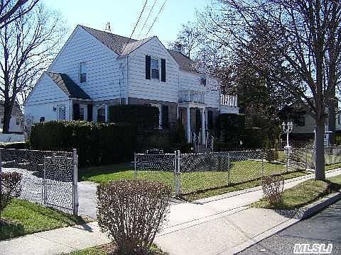 1st image of 95 W Raymond Ave