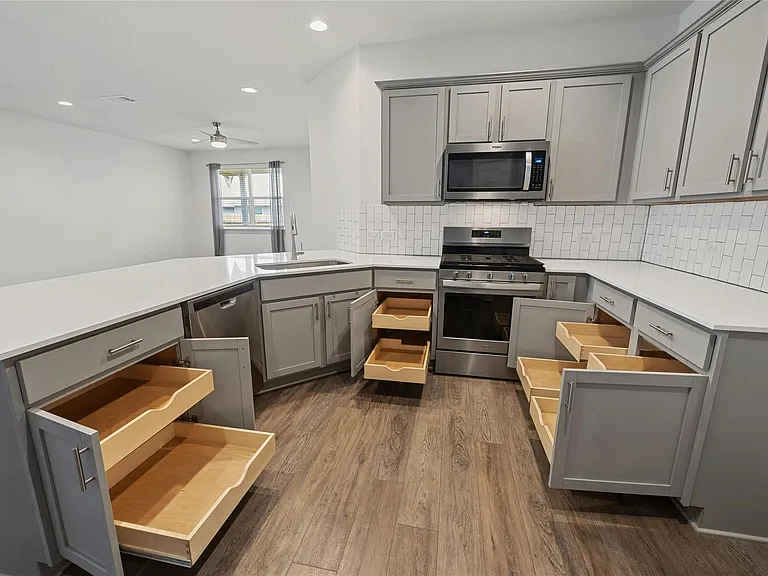 141 Parryi Cv — Photo 16
