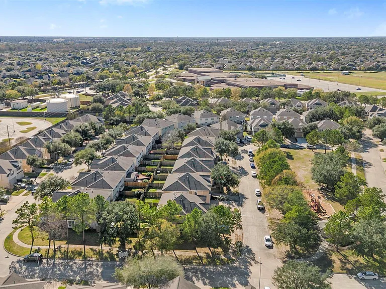 25211 Bentley Glen Ln — Photo 32