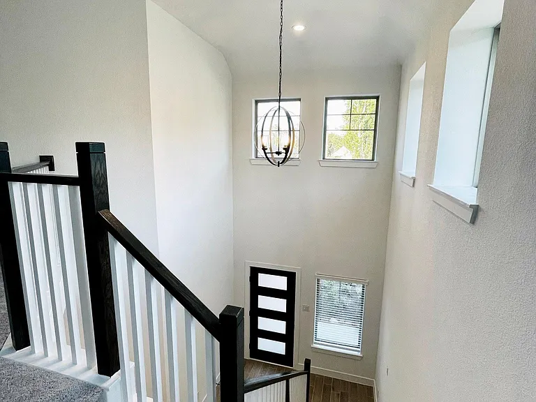 313 Rise Ln — Photo 15