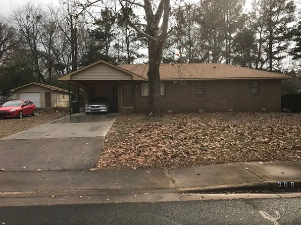 308 E Gum St, Russellville, AR 72802