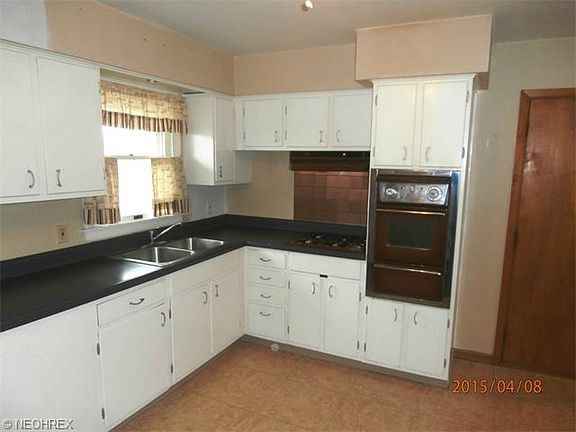4th image of 7519 Primrose Dr