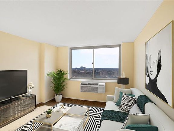 2nd image of 11818 Union Tpke APT 19D