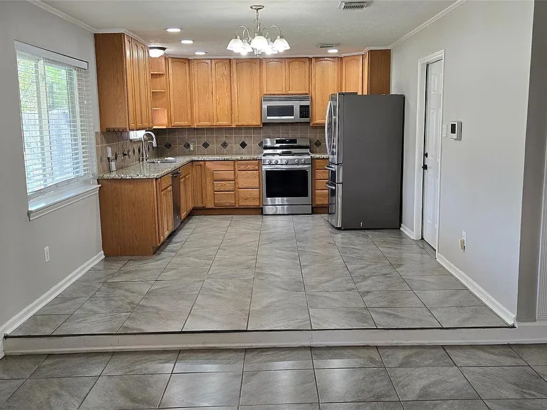 11507 Marrs Dr — Photo 11