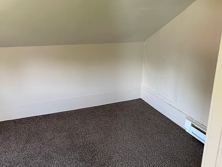 256 1/2 Hedges St — Photo 7