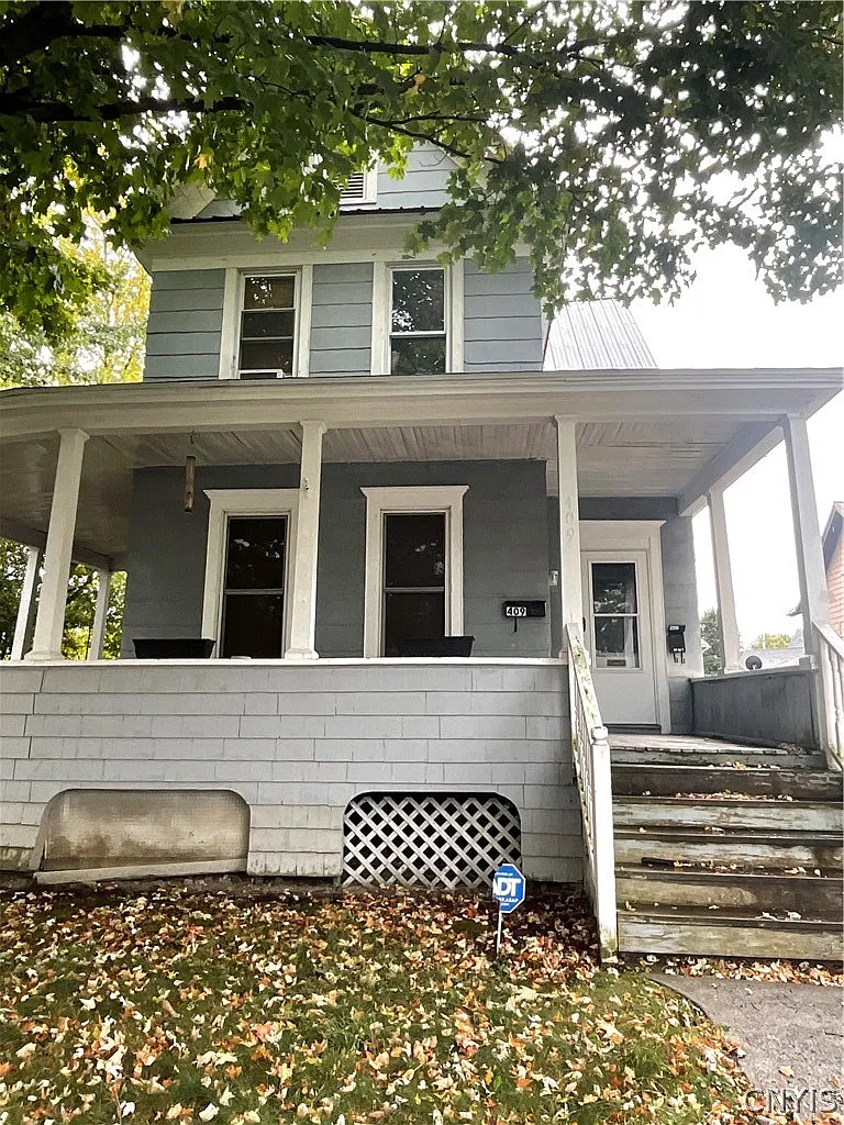 2 bed, 1.0 bath, 1265 sqft, $950 — Photo 1