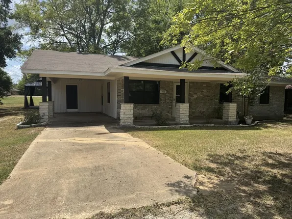 107 Thomas St, Crockett, TX 75835