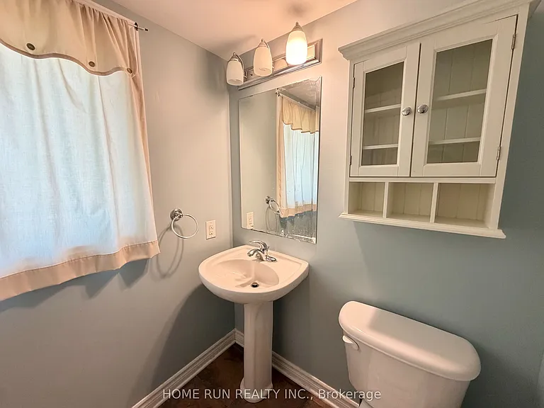 114 Glendore St — Photo 7