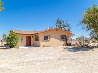 1760 100th St W, Rosamond, CA 93560