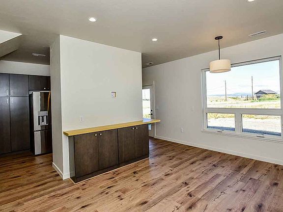 4th image of 2356 Shorthorn Ave #2356