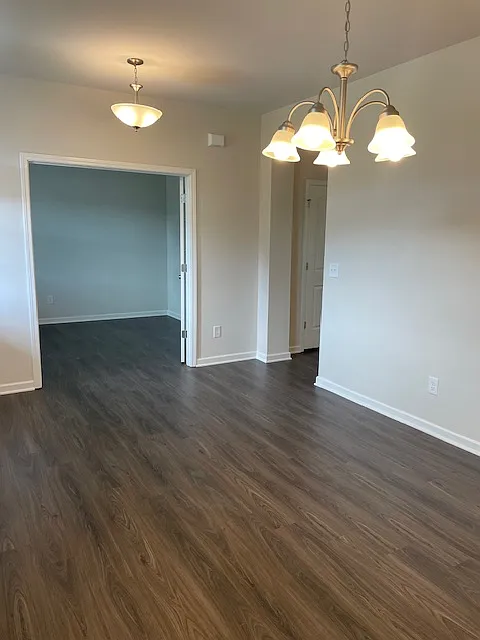 4 bed, 2.5 bath, 2788 sqft, $2,700 — Photo 4