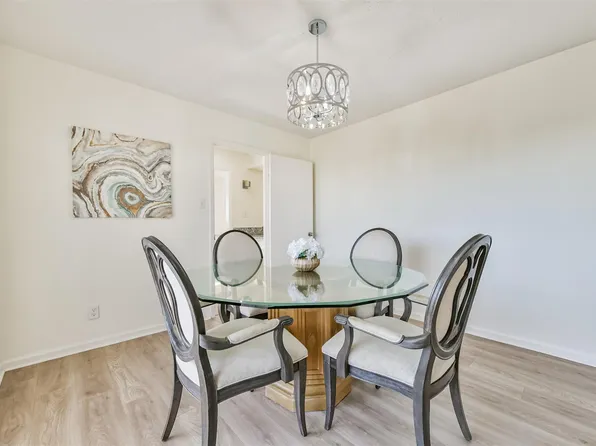 11326 Sagecreek Dr, Houston, TX 77089