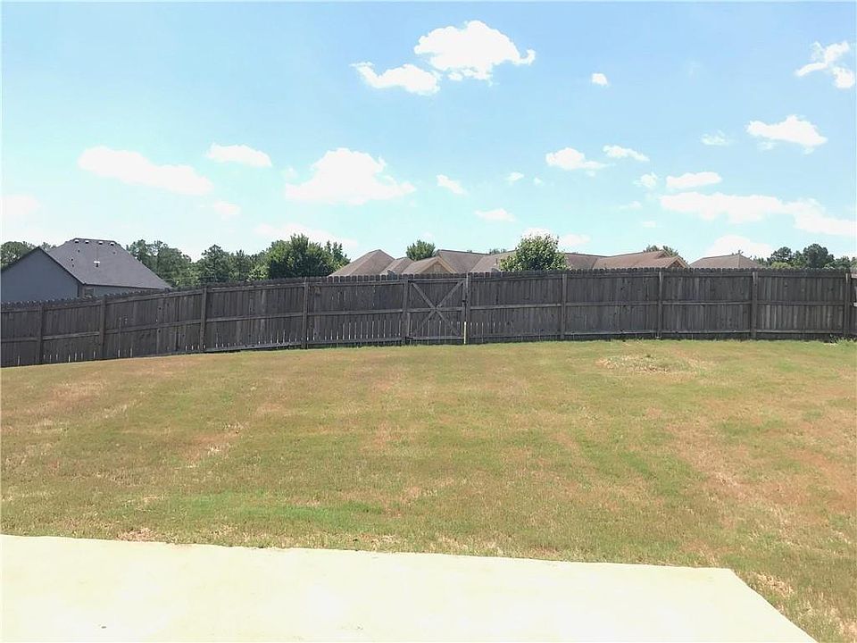 2nd image of 1151 Ginger Ln