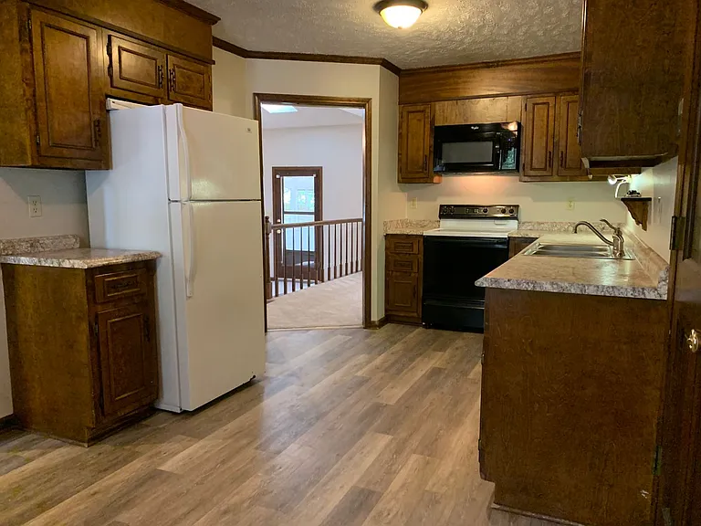 5805 Tuckertown Ln — Photo 10