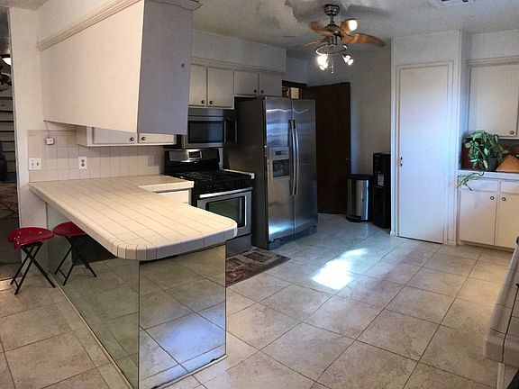 Kitchen/breakfast bar