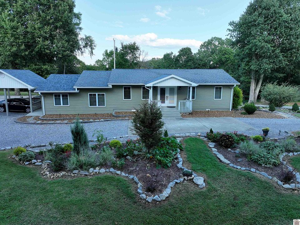 1st image of 636 Siloam Rd