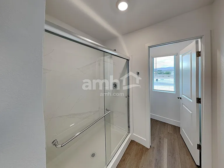 5879 Vaes Dothrak St — Photo 9