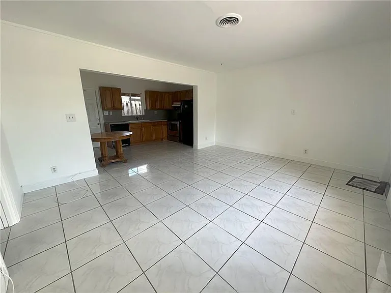 2928 N Ocean Blvd #1 — Photo 2