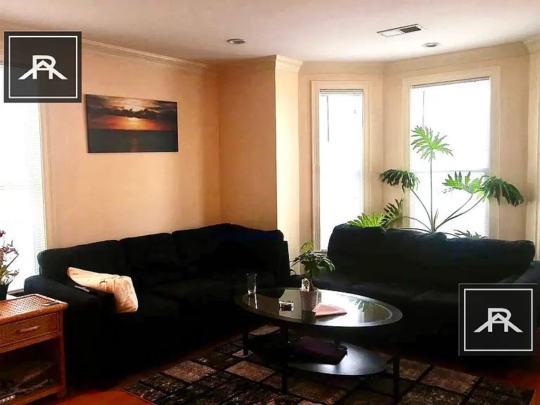 11 Sparhawk St #3 — Photo 10