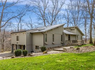 2736 Bristol Ct, Allison Park, PA 15101