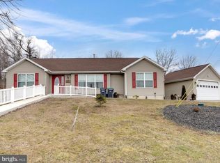 21 Sunset Dr, Hazle Township, PA 18201