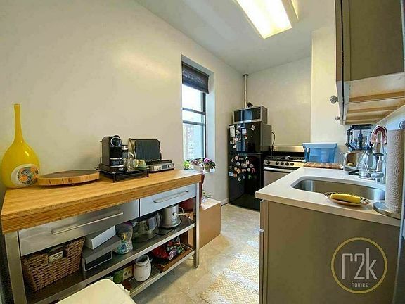 4th image of 28-28 29th St #12D