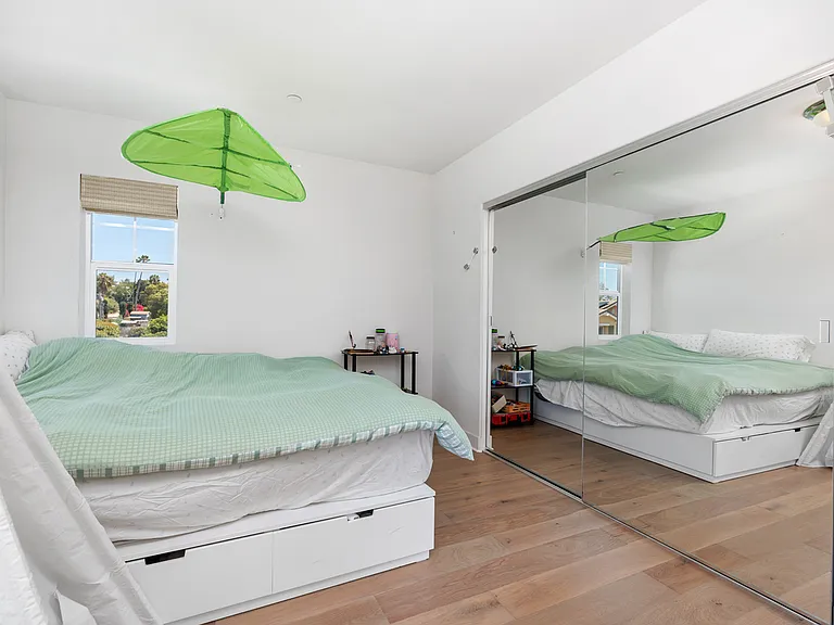655 Manzanita Ln — Photo 17