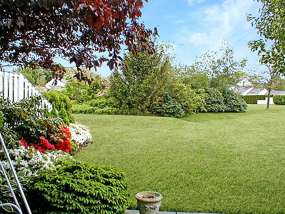 3rd image of 520 Hampton Rd APT 5