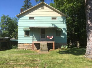 832 Verla Dr, Windber, PA 15963
