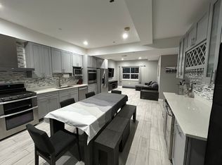1533 Cherry St #4A, Philadelphia, PA 19102