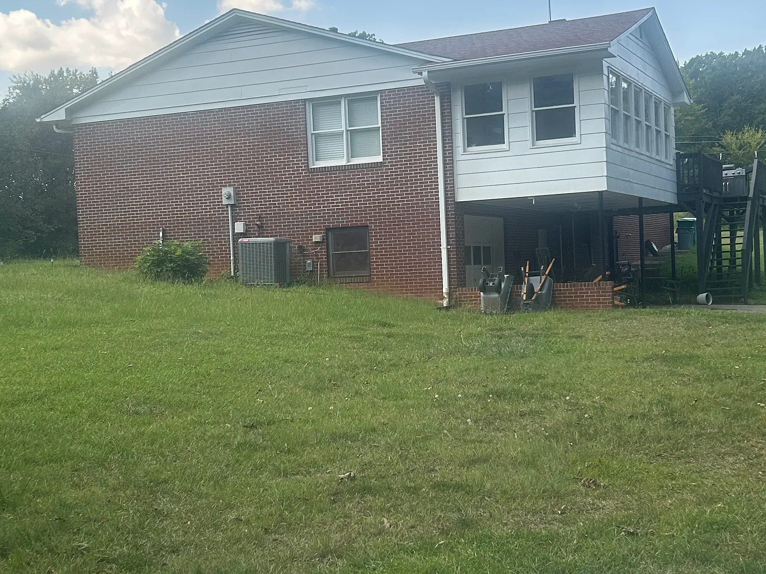 W Rutledge Ave, Gaffney — Photo 2