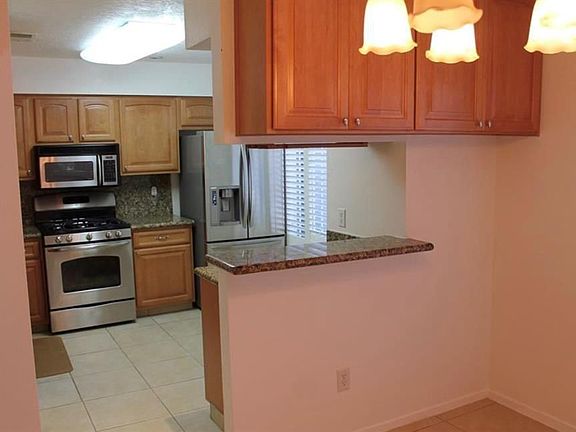4th image of 2723 Dove Country Dr