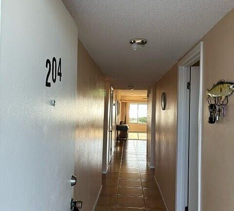 5th image of 555 Fillmore Ave APT 204