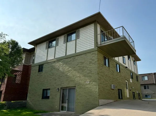 507 Bowery St, Iowa City, IA