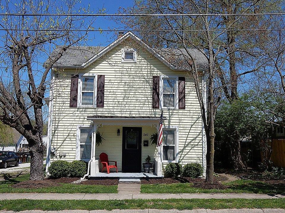 1st image of 242 E Forest Ave