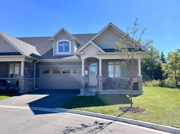 34 Hildred Cushing Way, Uxbridge, ON L9P 1R3