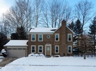 1192 Meadow Knoll Ct, Batavia, OH