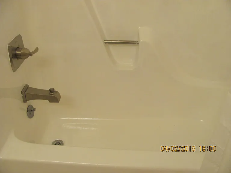 739 York Ave S — Photo 5