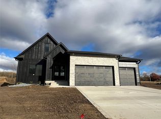 1550 E Red Cedar Dr, Polk City, IA 50226
