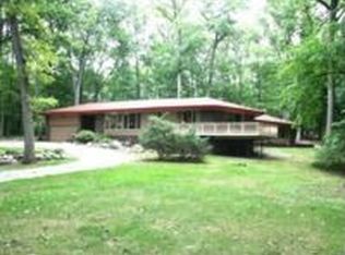 1145 Lenox Rd, Bloomfield Hills, MI 48304