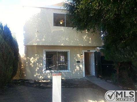 2nd image of 1657 E 114th St