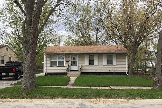 1st image of 2113 E 223rd St